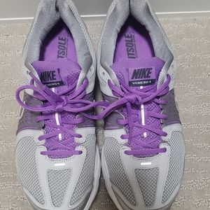 Nike Womens Vomero 6 Size 10.5